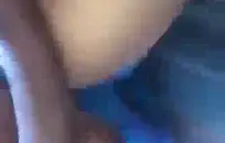 فتاة آسيوية ساخنة استمناء مع لعبة.