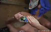 مص الديك أبيها نقدا انها الملاعين ويبتلع.