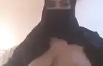 زوجان في سن المراهقة الساخنة يجعلني نائب الرئيس مع ضخمة الوجه ونائب الرئيس اللعب على الوجه.