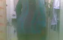 قالت لي ، جاءت في سراويلها الداخلية ، أن أتابعني.