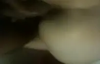 الساخنة الآسيوية فتاة العادة السرية والبخ في جميع أنحاء السرير.