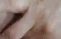 فقاعة بعقب في سن المراهقة يحصل مارس الجنس الكلب من قبل حوض السباحة.