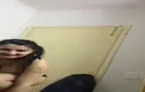 امرأة سمراء مغر تمتص والملاعين لشاعر المليون.