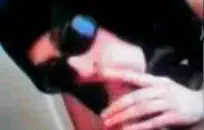 فتاة هواة شابة استمنى و cums في على كام