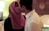 أنا أمارس الجنس مع هذه الجبهة من الخلف.