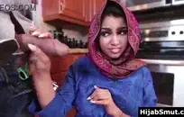 كريم فطيرة ونائب الرئيس على قدم صديقة في سن المراهقة.