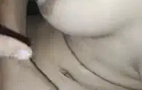 كبير tit جبهة تحرير مورو الإسلامية ليا الماس يأخذ الديك ضخمة في بوسها.