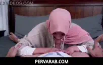 فستان أسود مثير لزوجتي جارتي.