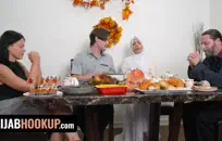 ناضجة وقحة مع مهبل مشعر ركوب الديك ضخمة.