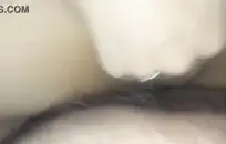 أرادت أن ترى ذلك القضيب. لذلك أخذت الكاميرا.