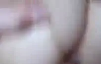 الاستمناء في الحمام العام على الكاميرا.