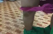 سمحت لي والدة صديقي أن أقذف في فمها.