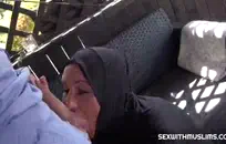 اشتعلت أختي في الحمام.