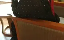 مرنة في سن المراهقة يأخذ نائب الرئيس من ضيق كس.