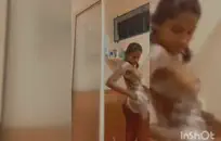 الديوك الساخنة الشباب لاتيني و.