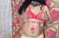 المرة الأولى التي أستمتع فيها الجنس الشرجي مع لعبة