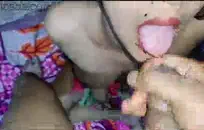 ناضجة وقحة يلعب مع الحمار ويحصل قصفت بجد.