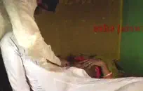 كس إلى أقصى الحدود. لعق كس مع دسار في المؤخرة.