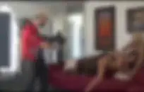 فرخ الساخنة يحصل بوسها شغل نائب الرئيس.