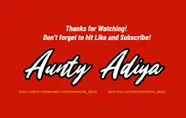 خنثي مع الهزات ديك لطيفة قبالة على الكاميرا.