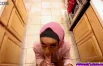 كلية الهواة الثلاثي مع فتاتين قرنية.