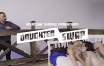 زوجة الساخنة يحبها في راعية البقر العكسي.