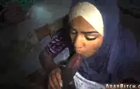 امرأة كبيرة الثدي تحصل مارس الجنس و creampied من قبل الديك.